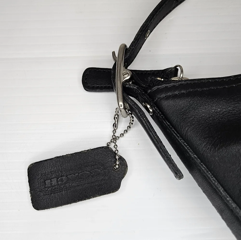 Coach Mini Demi Hobo Baguette Black Leather Purse 9844 Vintage Y2K 2002